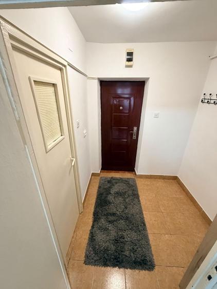 Garsonieră decomandată în Exterior Vest
