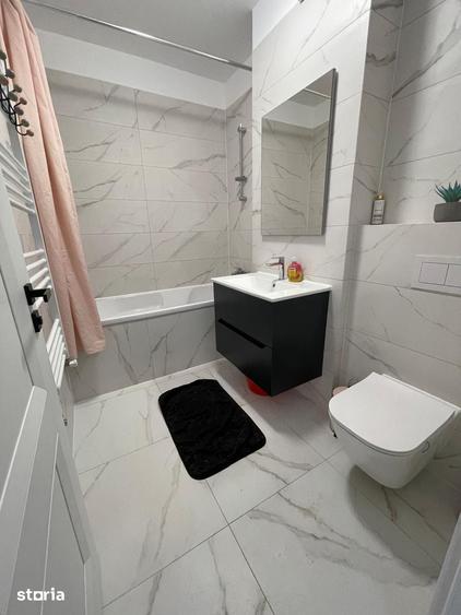 Apartament cu 3 camere în Funcționarilor