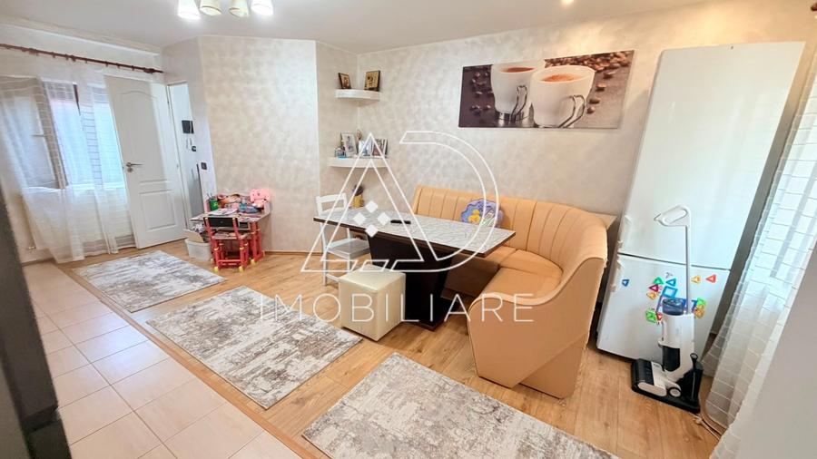 Casă cu 4 camere cu Teren 240 Mp în Centura