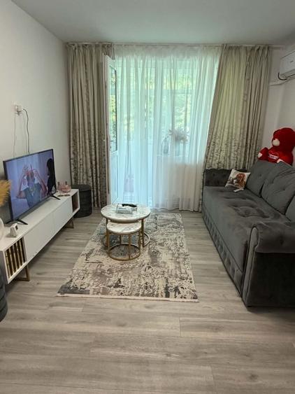 Apartament cu 2 camere semidecomandat în Central