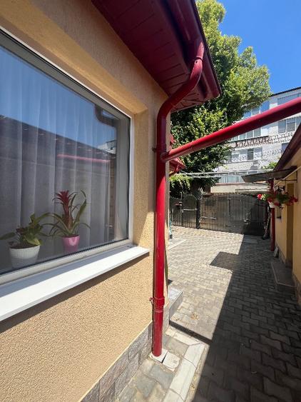 Casă cu 3 camere cu Teren 260 Mp în Central
