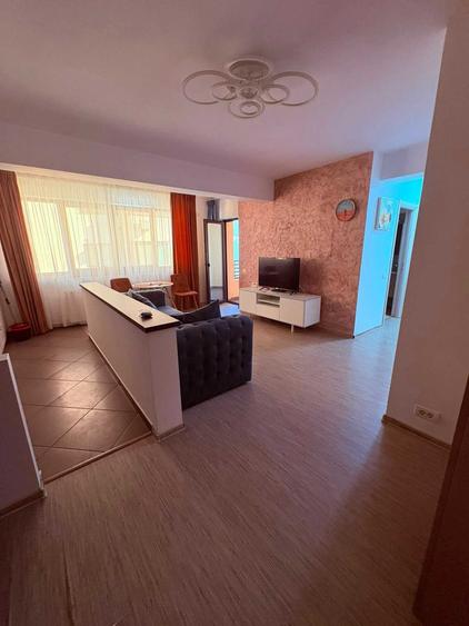 Apartament cu 2 camere decomandat în Străulești