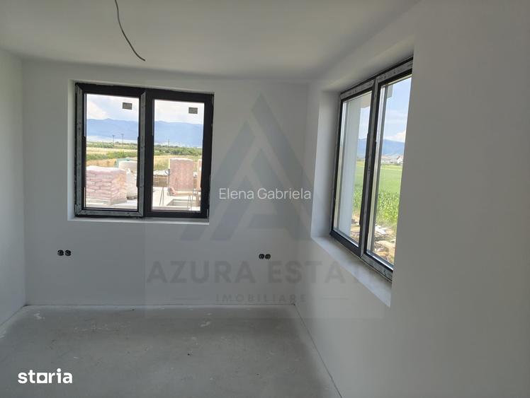 Casa premium 4 camere la alb teren de 310 mp 124 mp utili in Cristian