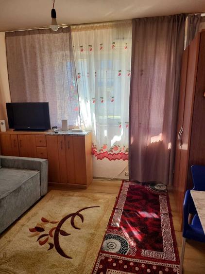 Inchiriere camera camin - 2
