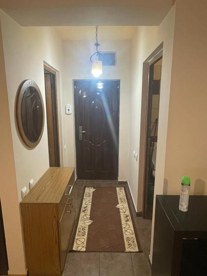 Garsonieră decomandată în Valea Ialomiței