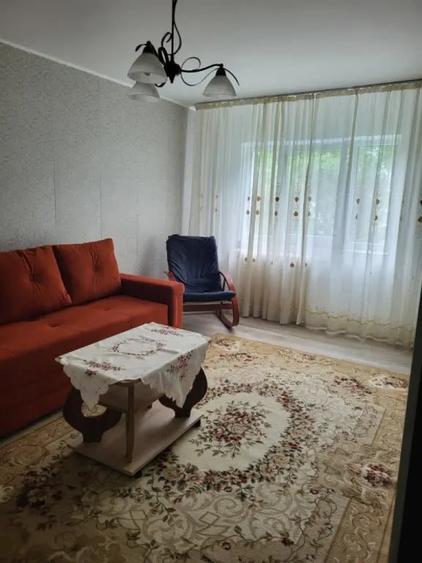 Garsonieră decomandată în Tătărași