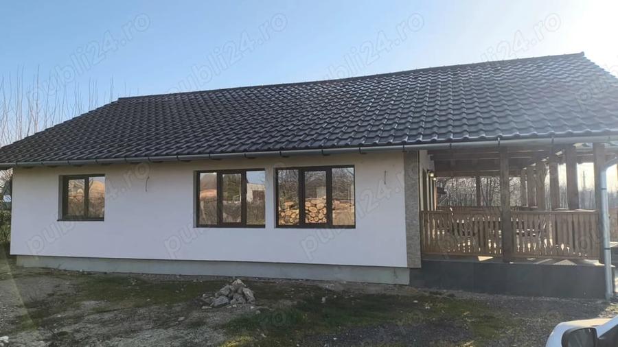 Casă cu Teren 15136 Mp în Central