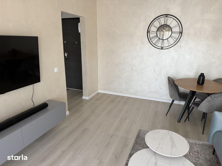 Apartament cu 3 camere decomandat în Drumul Taberei