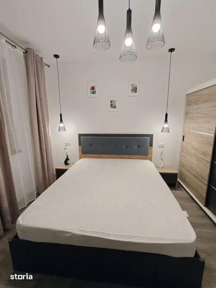 Apartament cu 3 camere semidecomandat în Bucureștii Noi