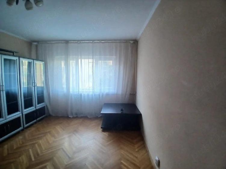 Dau in chirie apartament cu 3 camere - 1