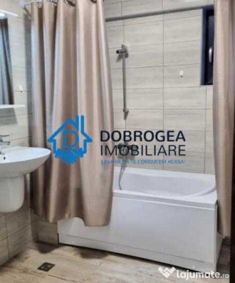Apartament cu 2 camere decomandat în Păcii
