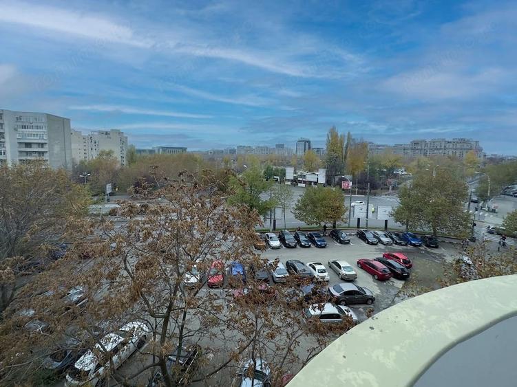 Apartament cu 3 camere decomandat în Unirii