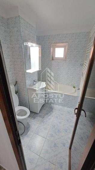 Apartament cu 2 camere decomandat în Lipovei