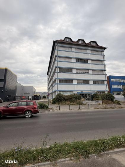 Spațiu comercial, de 550 mp, în Central