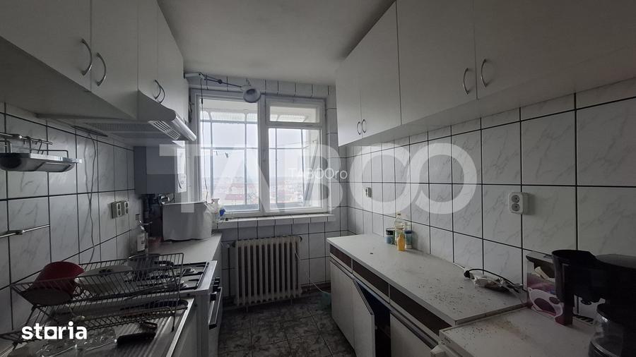 Apartament 3 camere decomandat 65 mp zona Mihai Viteazul