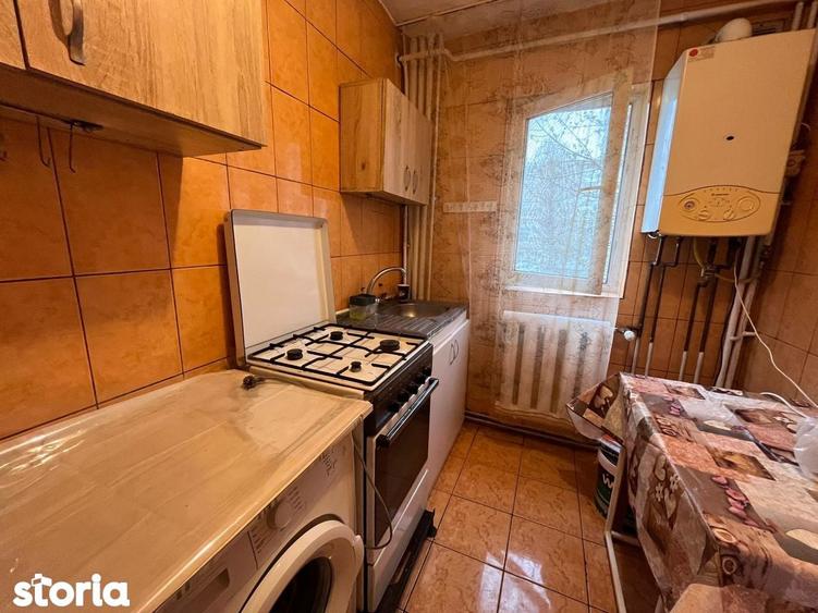 Apartament cu 2 camere semidecomandat, mobilat în Alexandru cel Bun