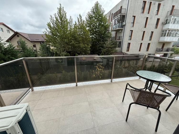 Apartament cu 2 camere semidecomandat în Est
