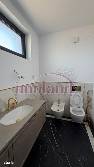 Casă cu 5 camere cu Teren 460 Mp în Snagov