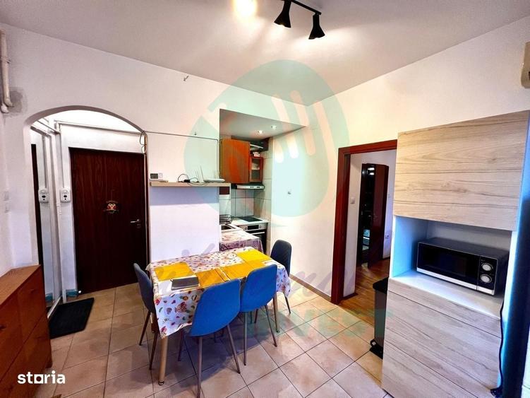 Apartament cu 3 camere semidecomandat în Cotroceni