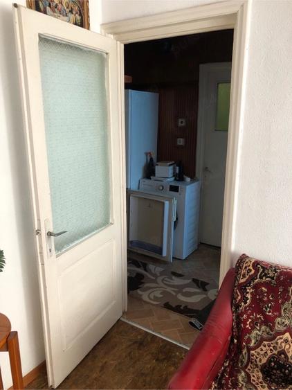 Apartament cu 2 camere semidecomandat în Dărmănești