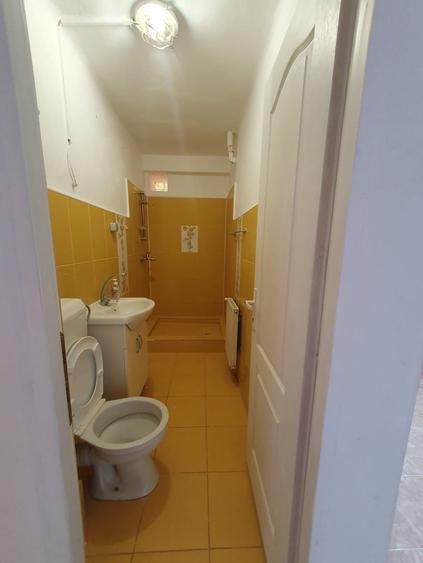 Apartament cu 2 camere semidecomandat în Semicentral