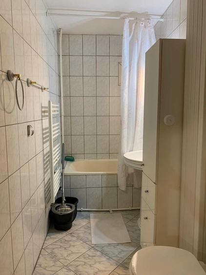 Apartament cu 2 camere decomandat în Exterior Vest