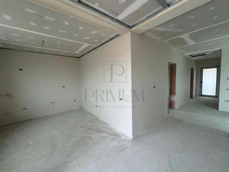 Duplex cu 3 camere cu Teren 320 Mp în Moșnița Nouă