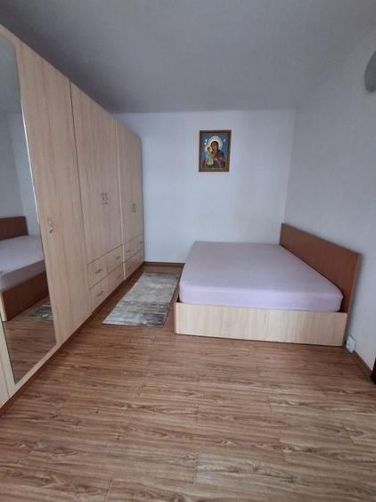 Casă cu 2 camere în Central