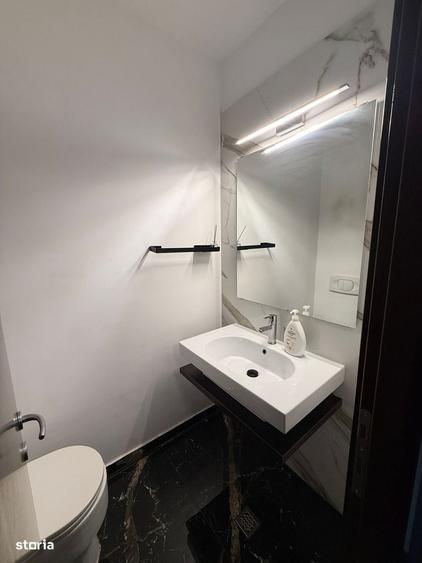 Apartament cu 2 camere decomandat în Văcăresti