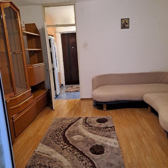 Garsonieră semidecomandată în Popoveni