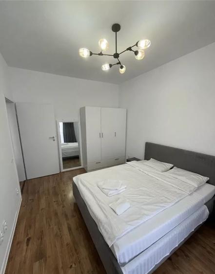Apartament cu 2 camere semidecomandat, mobilat în Basarab