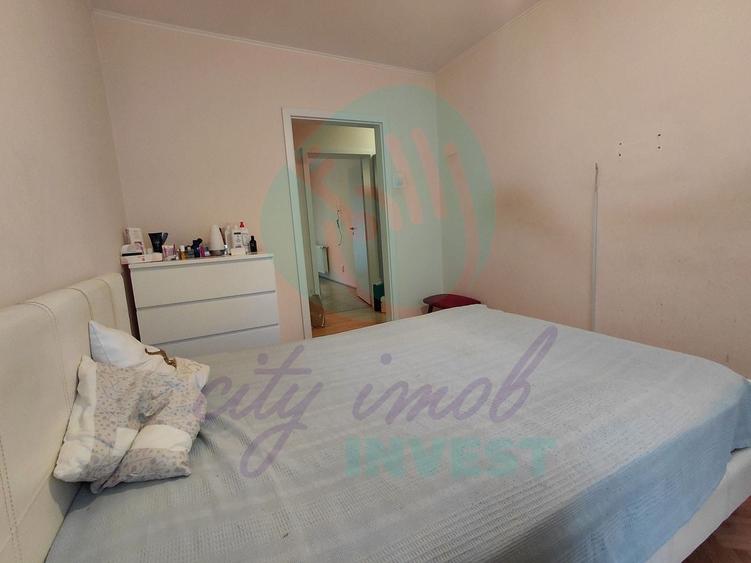 Apartament cu 3 camere semidecomandat, mobilat în Câmpia Libertății