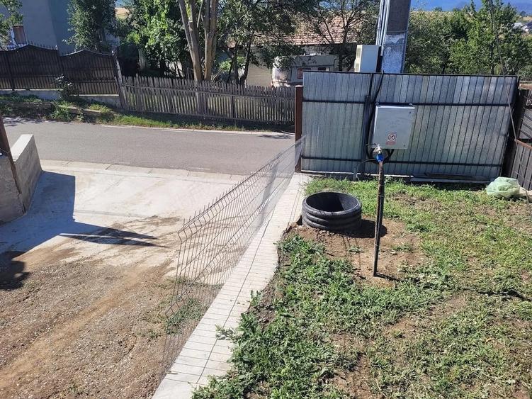Teren de 4179 mp, în Poduri