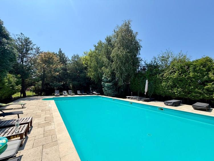 Apartament cu 3 camere, mobilat în Iancu Nicolae