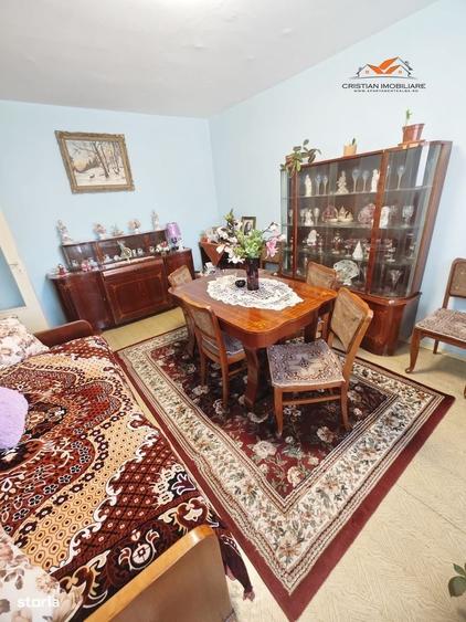 Apartament cu 2 camere decomandat în Cetate