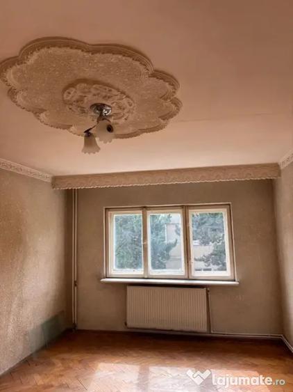 Apartament cu 2 camere decomandat în Burdujeni