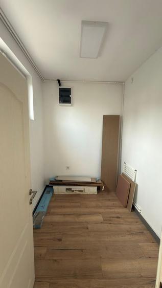 Spațiu comercial, de 90 mp, în Cornetu