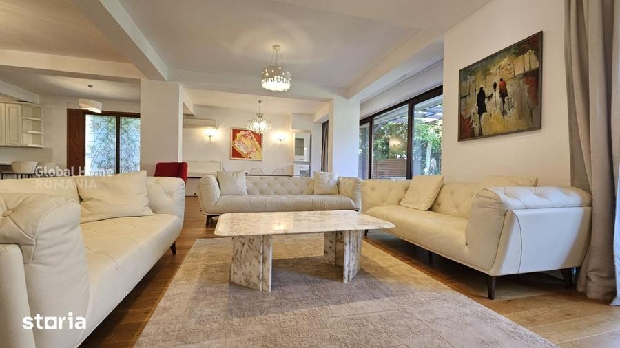 Casă cu 5 camere cu Teren 710 Mp în Central