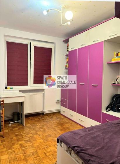 Apartament cu 4 camere decomandat, mobilat în Centrul Civic