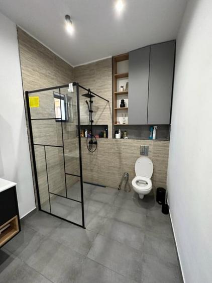 Casă cu 3 camere cu Teren 305 Mp în Central