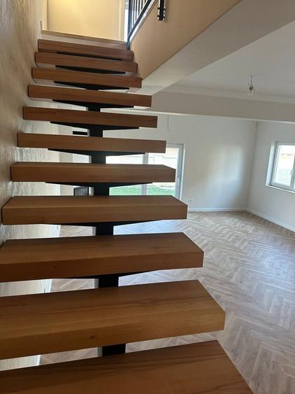 Duplex cu 4 camere cu Canalizare în Dumbrăvița