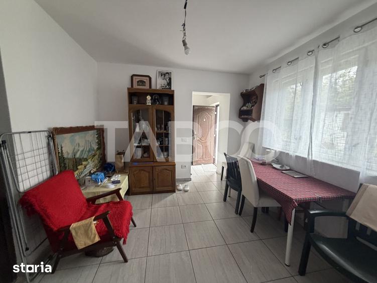 Casă cu 8 camere cu Teren 5724 Mp în Recea