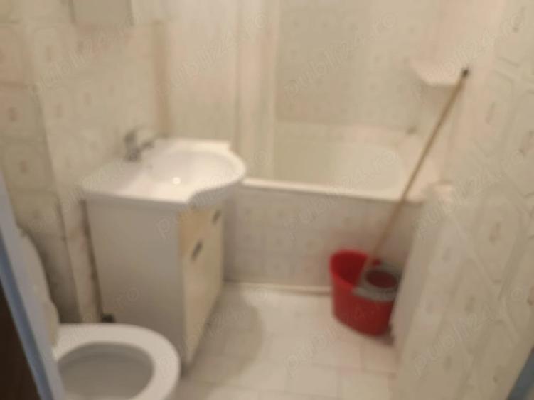 Proprietar Inchiriez apart. 2 cam Lujerului - 3