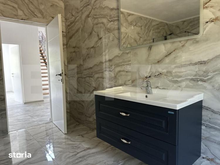 Casă cu 5 camere cu Teren 3200 Mp în Șoimuș