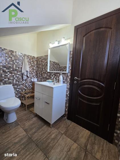 Casă cu 3 camere cu Teren 120 Mp în Central