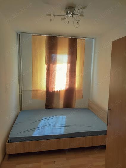 Apartament cu 3 camere decomandat în Păcurari