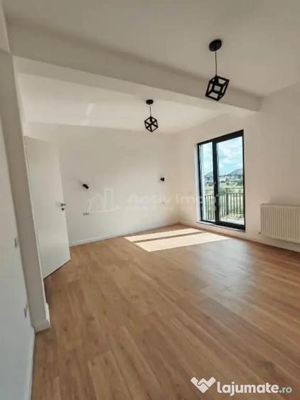 Casă cu 4 camere cu Teren 225 Mp în Prelungirea Ghencea