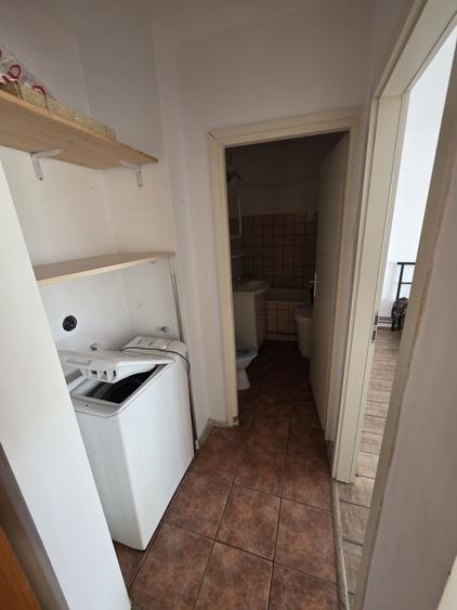 Apartament cu 2 camere decomandat în Circumvalațiunii