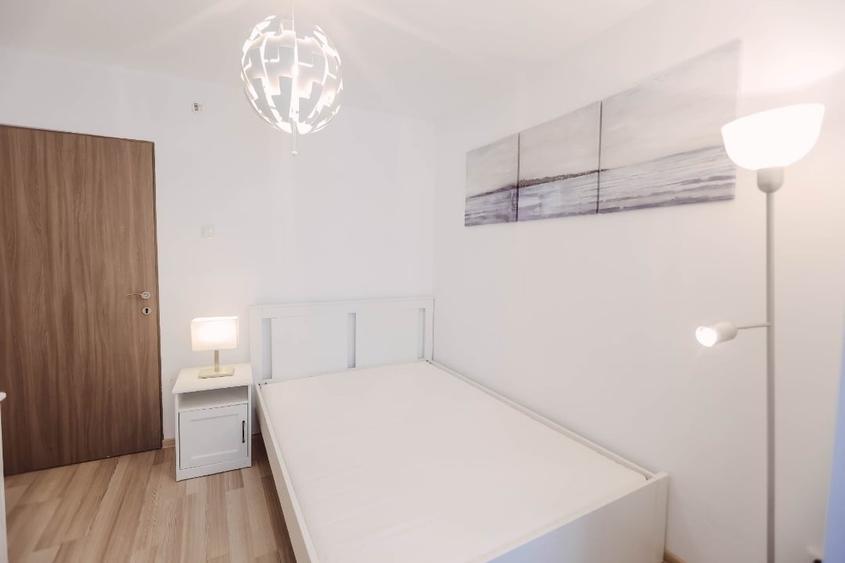 Apartament cu 2 camere semidecomandat, mobilat în Sud-Vest