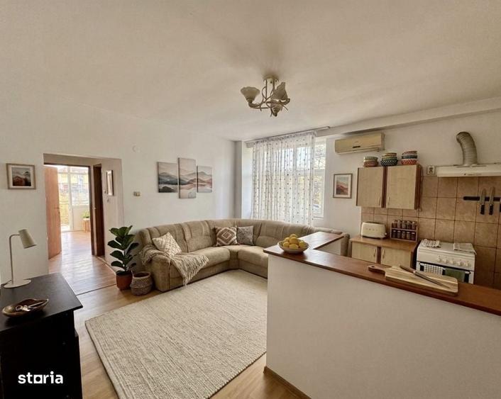 Apartament cu 2 camere semidecomandat în Teilor